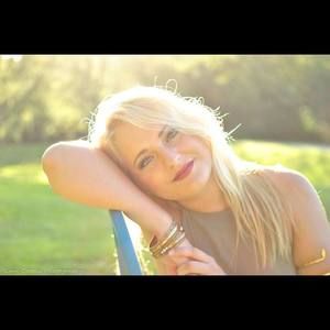 Meet your Posher, Alexandra